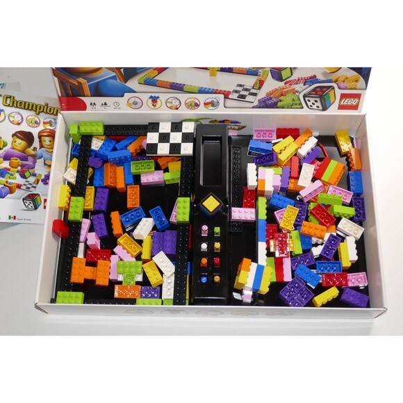 LEGO Champion Game #3861 COMPLETE - Picture 2 of 10